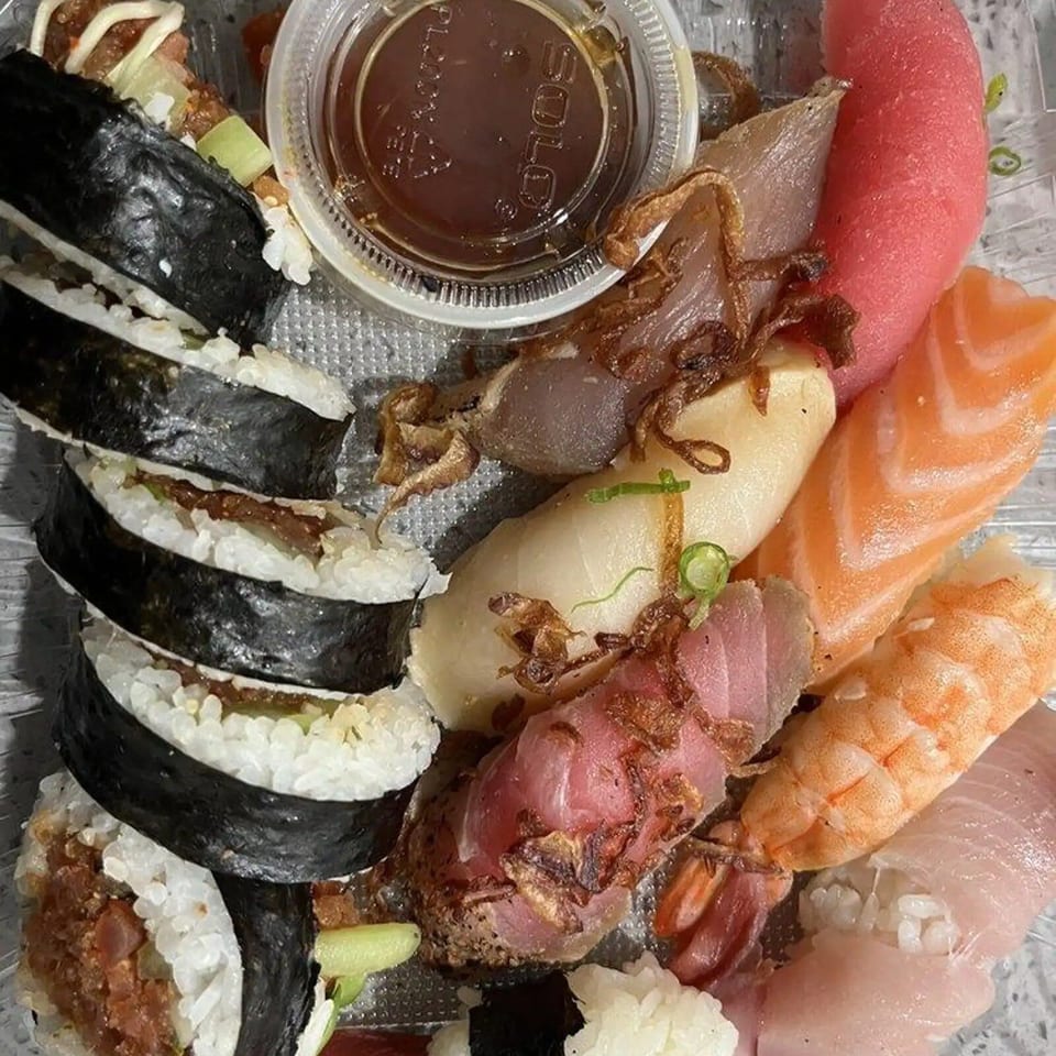 Delicious Lobster Roll and More Seafood Favorites